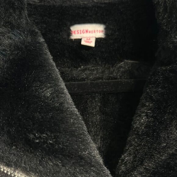 Design History Girls Stylish Black and Gray Faux Fur Jacket - Size M - Picture 4 of 8
